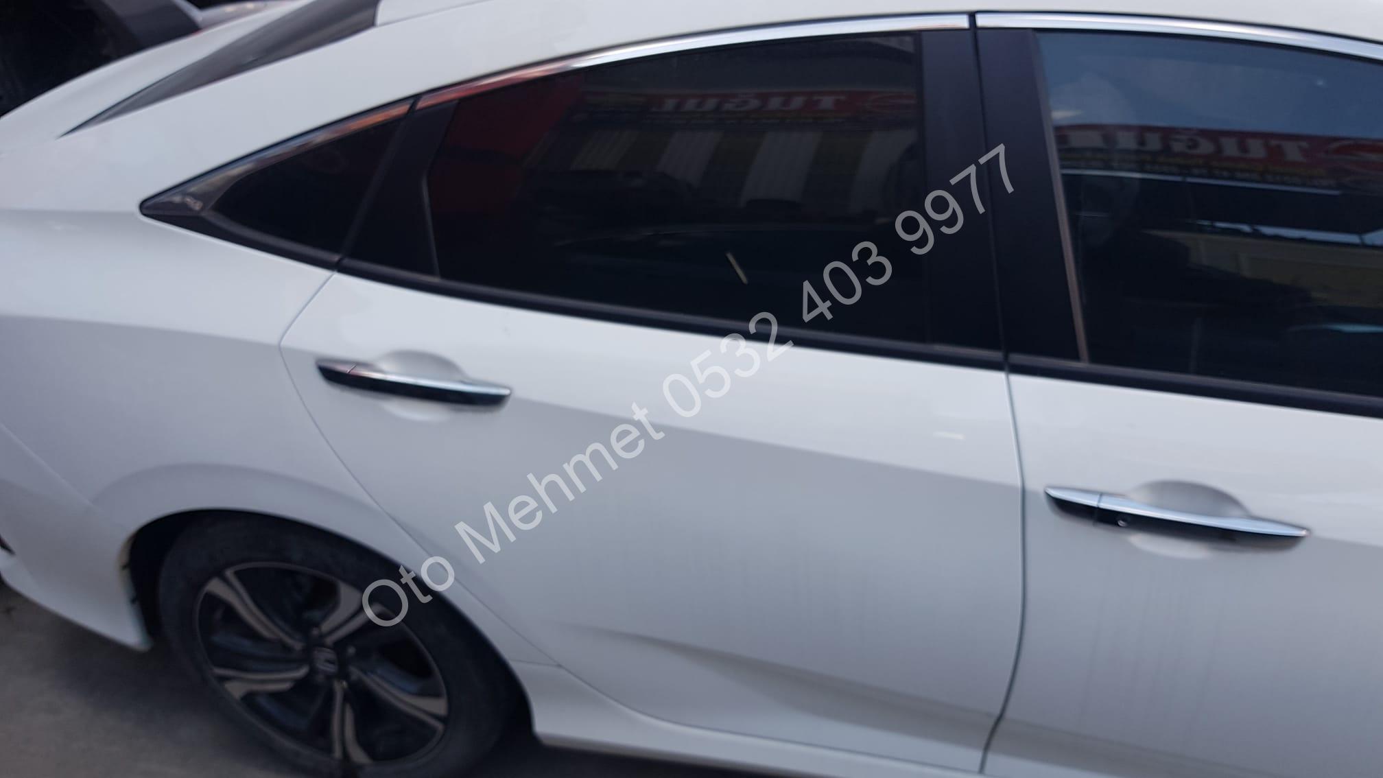Honda Civic FC5 Çıkma 2016 - 2020 Sağ Arka Kapı Honda Civic FC5 Çıkma 2016 - 2020 Sağ Arka Kapı