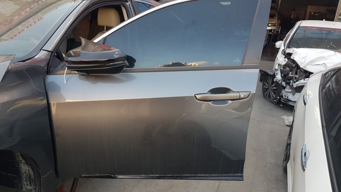 Honda Civic FC5 Çıkma Sol Ön Gri Kapı Honda Civic FC5 Çıkma Sol Ön Gri Kapı