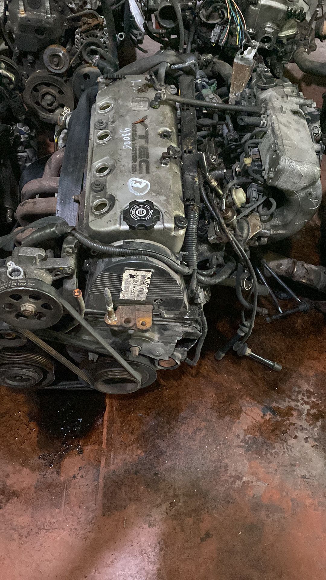 Honda Accord 1996-2001 Çıkma Komple Motor Honda Accord 1996-2001 Çıkma Komple Motor