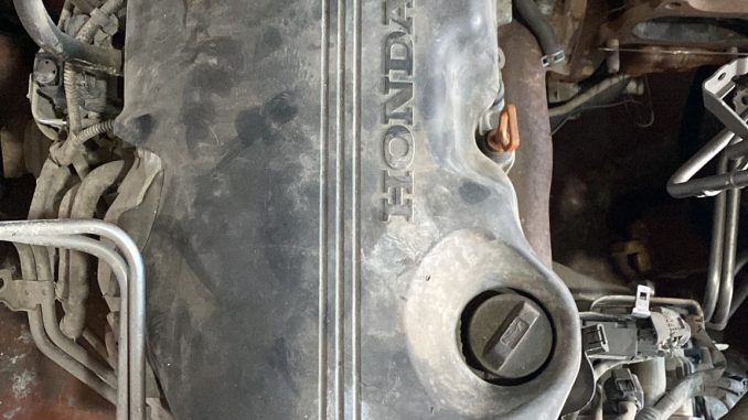Honda CRV 2015 - 2019 4x4 Çıkma Dizel Motor Üst Kapağı Honda CRV 2015 - 2019 4x4 Çıkma Dizel Motor Üst Kapağı