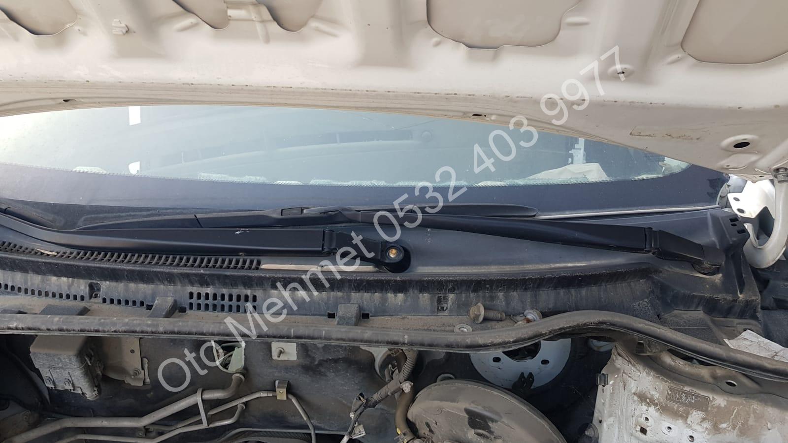 Toyota Corolla 2013-2021 Çıkma Silecek Kolları Toyota Corolla 2013-2021 Çıkma Silecek Kolları