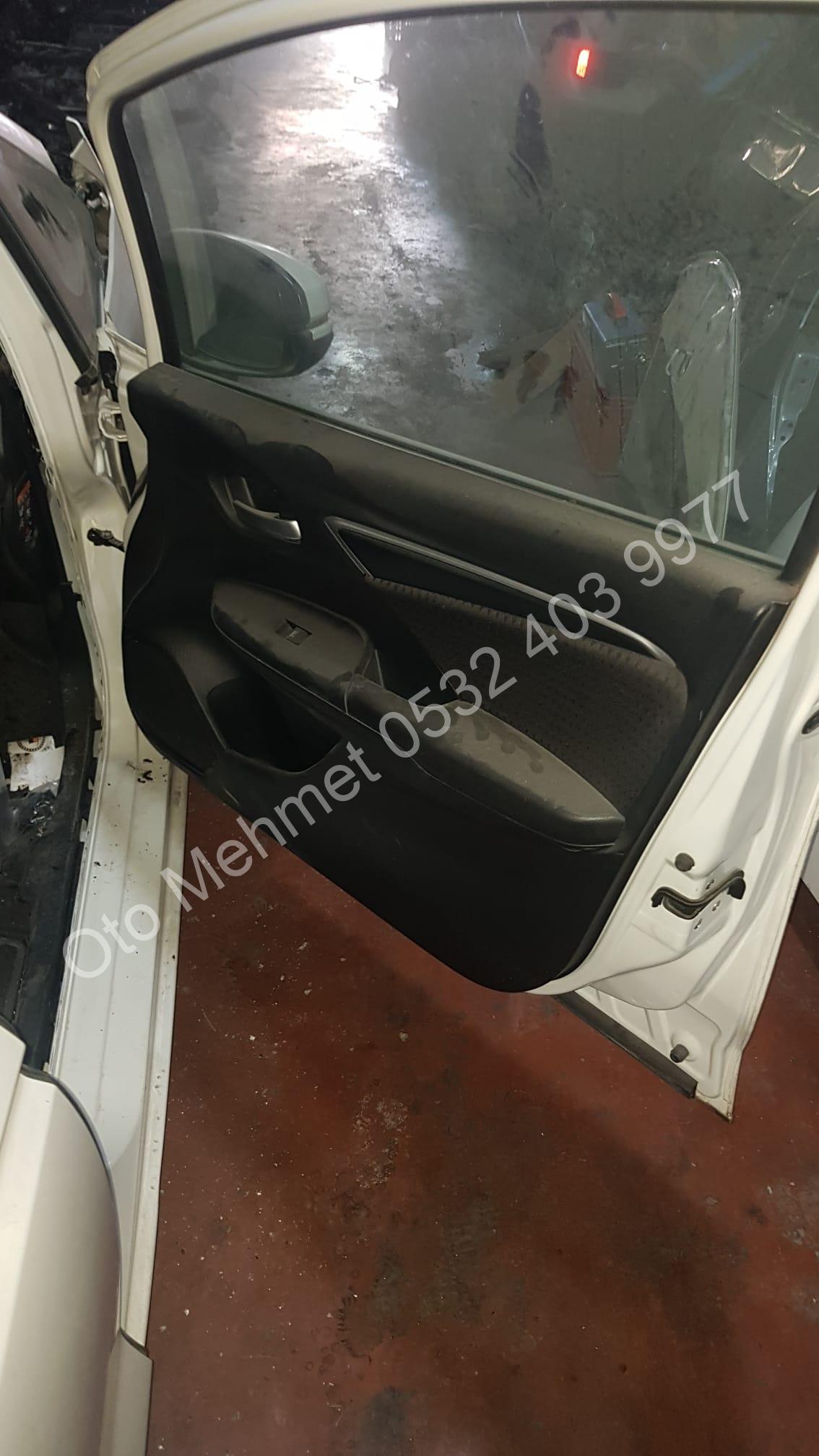 Honda Jazz Çıkma 2015 - 2020 Sağ Kapı Döşemesi Honda Jazz Çıkma 2015 - 2020 Sağ Kapı Döşemesi