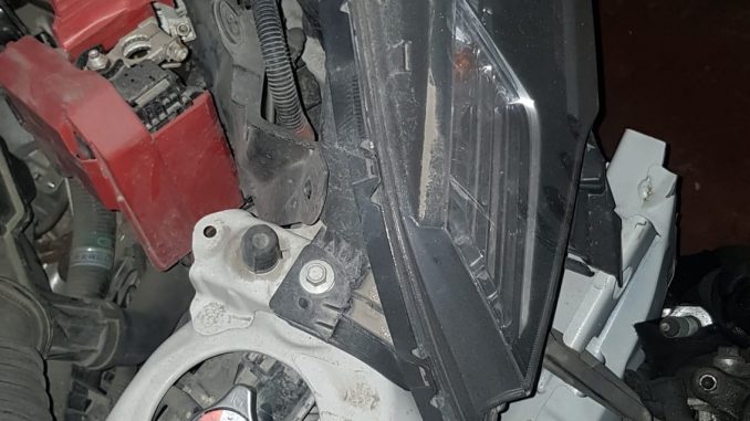 Honda Jazz Çıkma 2015 - 2020 Sol Far Honda Jazz Çıkma 2015 - 2020 Sol Far